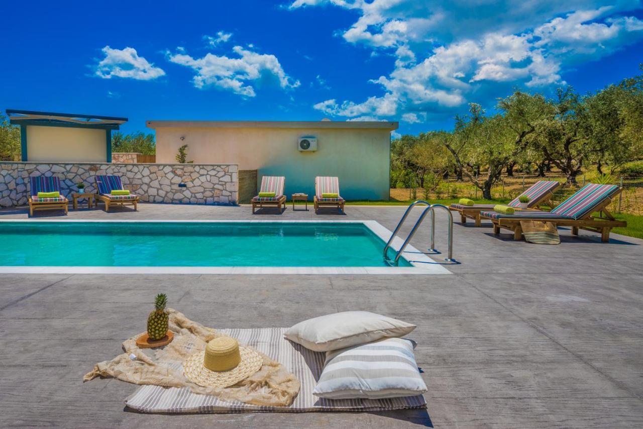 Natura Verde Villas Fiolitis Exterior photo