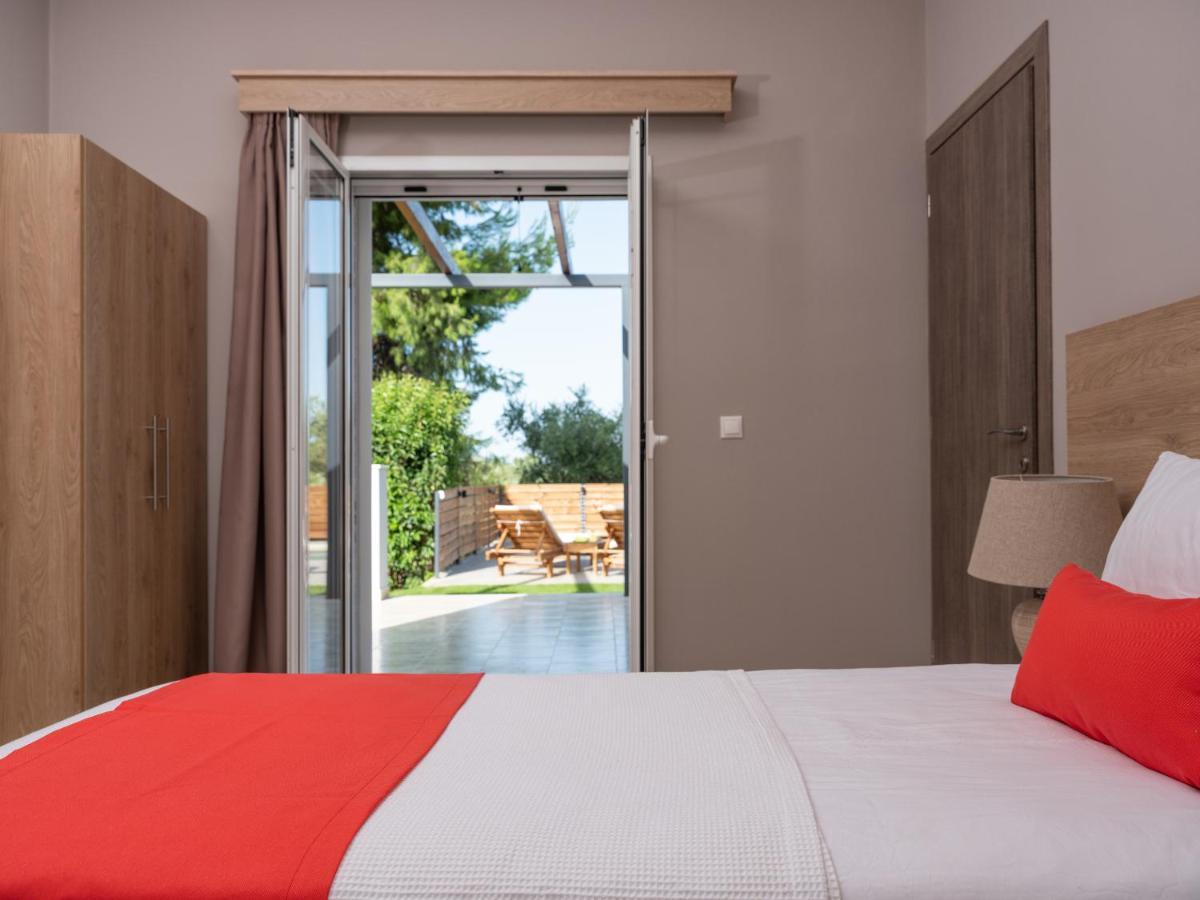 Natura Verde Villas Fiolitis Exterior photo