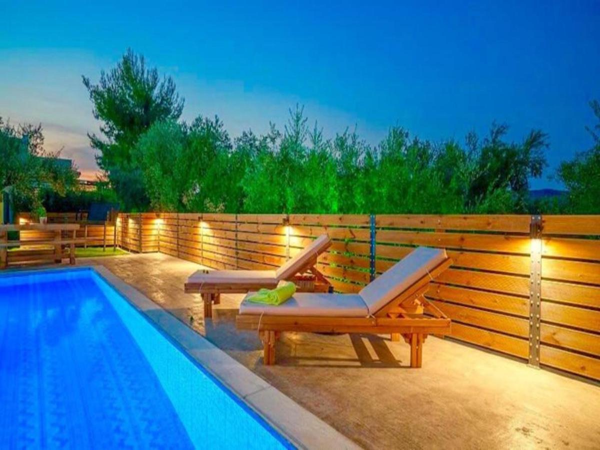 Natura Verde Villas Fiolitis Exterior photo