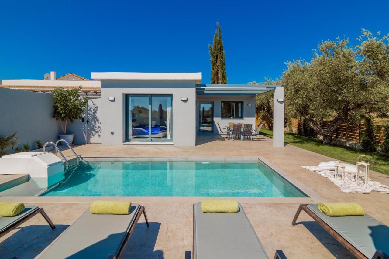 Natura Verde Villas Fiolitis Exterior photo
