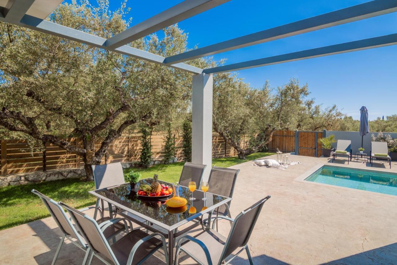 Natura Verde Villas Fiolitis Exterior photo